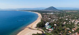 Bãi biển Long Thủy